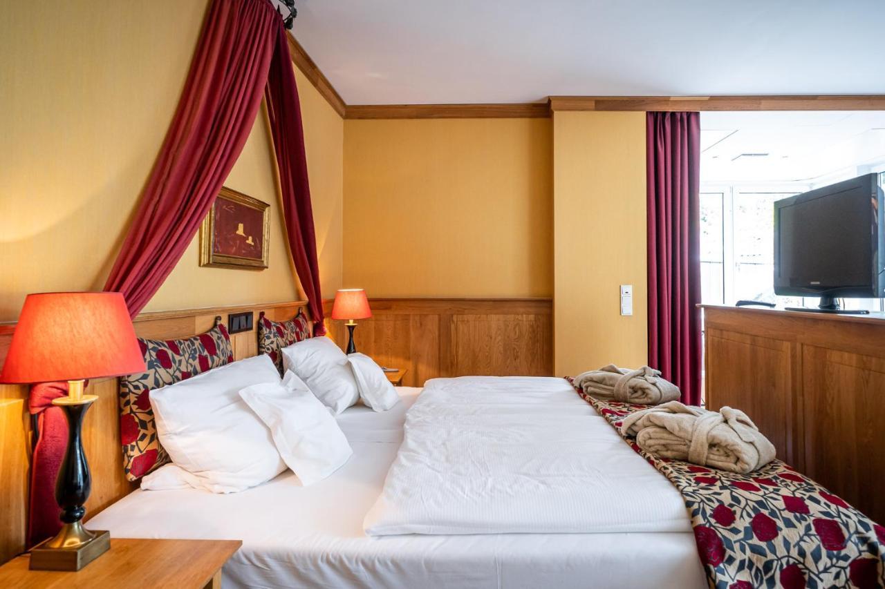 Waldhotel Tannenhaeuschen Wesel  Ngoại thất bức ảnh