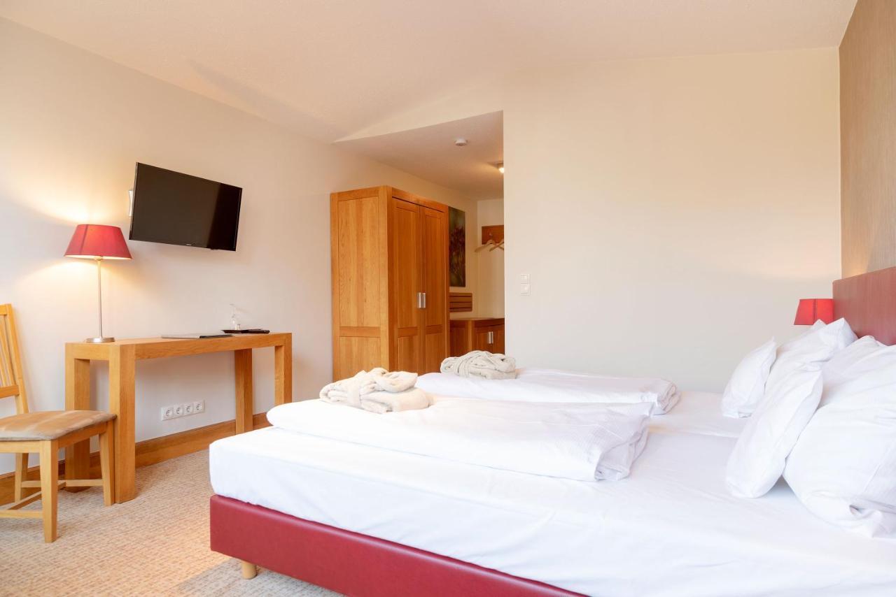 Waldhotel Tannenhaeuschen Wesel  Ngoại thất bức ảnh